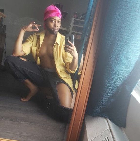 Meet your Posher, Moon - Picture 1 of 1